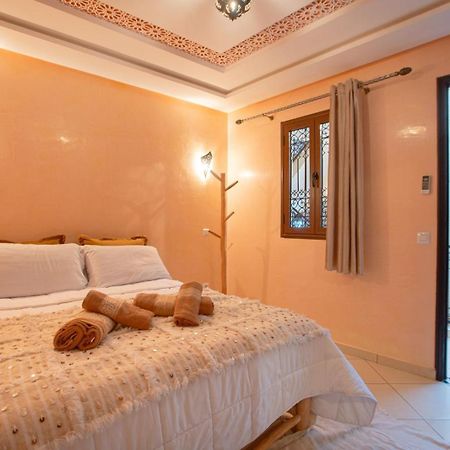 Private Riad 3Ch Salon, Terrasse Avec Jacuzzi , A Jemaa El Fna Marakeş Dış mekan fotoğraf