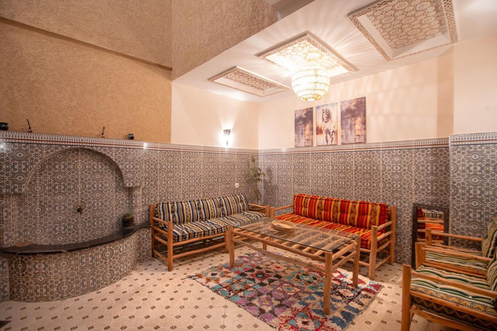 Private Riad 3Ch Salon, Terrasse Avec Jacuzzi , A Jemaa El Fna Marakeş Dış mekan fotoğraf