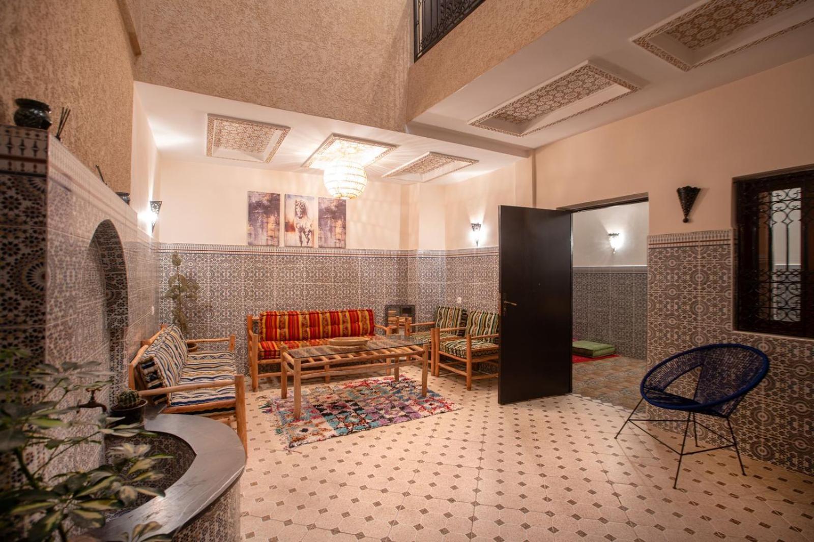 Private Riad 3Ch Salon, Terrasse Avec Jacuzzi , A Jemaa El Fna Marakeş Dış mekan fotoğraf