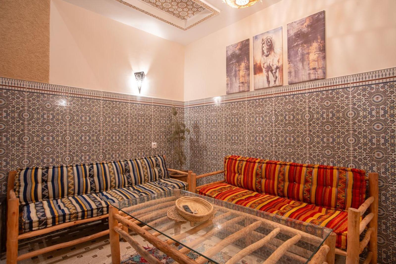 Private Riad 3Ch Salon, Terrasse Avec Jacuzzi , A Jemaa El Fna Marakeş Dış mekan fotoğraf